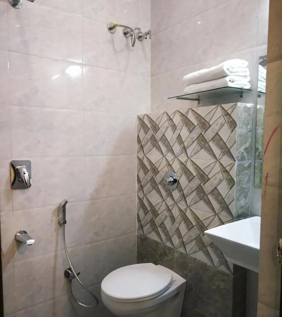 **  Hotel Suryansh Udaipur Inde