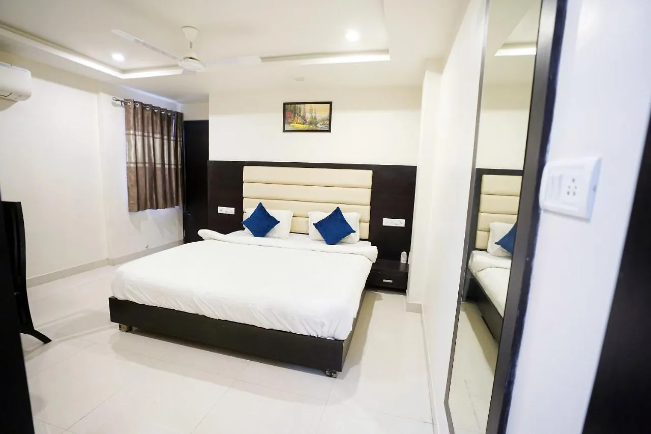 Hotel Suryansh Udaipur 2*,